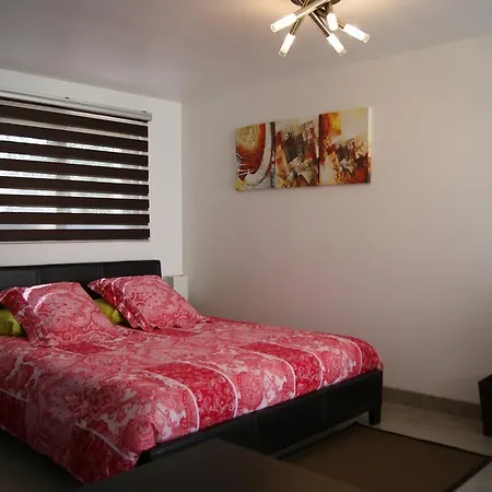 D'hotes * Castelnau-le-Lez